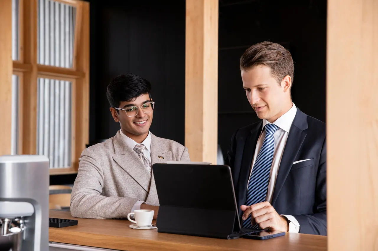 Business & Management study pathway